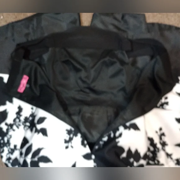 Morgan &Co Vintage Off-the-Shoulder Asym- metrical Hem, Long Dress, Black, 4-6 - Picture 14 of 14